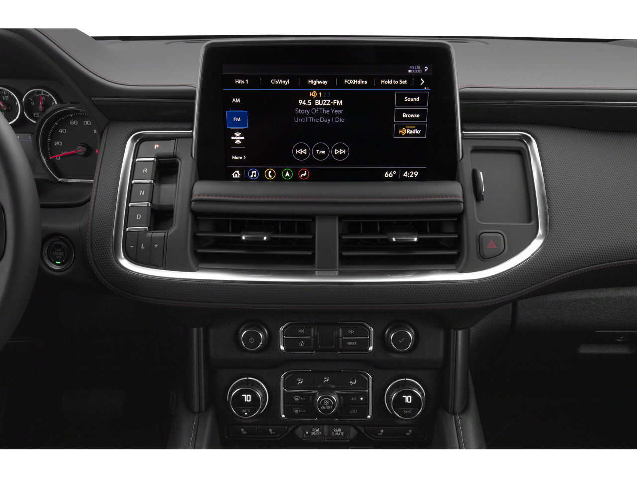 2023 Chevrolet Suburban 4WD 4dr RST