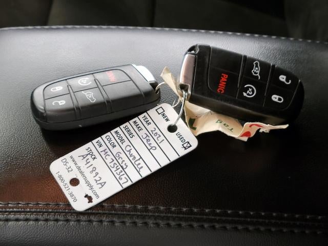 2021 Jeep Grand Cherokee Laredo X 4x4