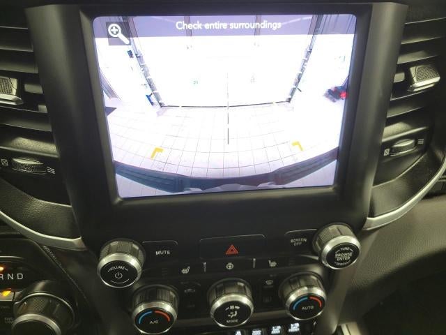 2020 RAM 1500 Lone Star 4x4 Crew Cab 6'4 Box