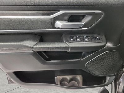 2020 RAM 1500 Lone Star 4x4 Crew Cab 6'4 Box