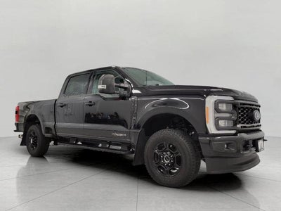 2023 Ford Super Duty F-350 SRW XLT 4WD Crew Cab 6.75' Box