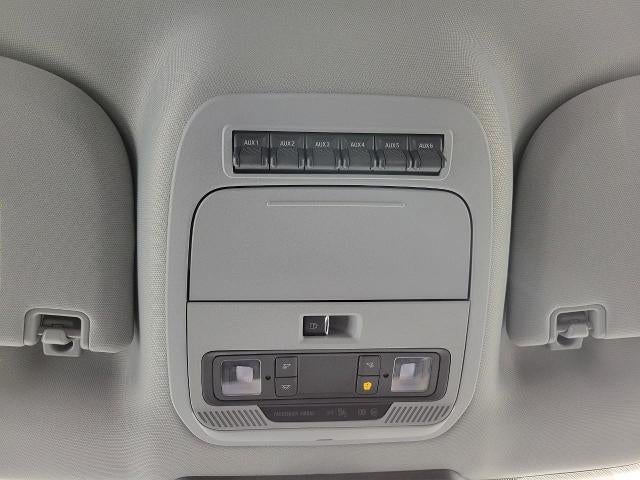 2023 Ford Super Duty F-350 SRW XLT 4WD Crew Cab 6.75' Box