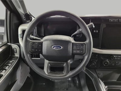 2023 Ford Super Duty F-350 SRW XLT 4WD Crew Cab 6.75' Box