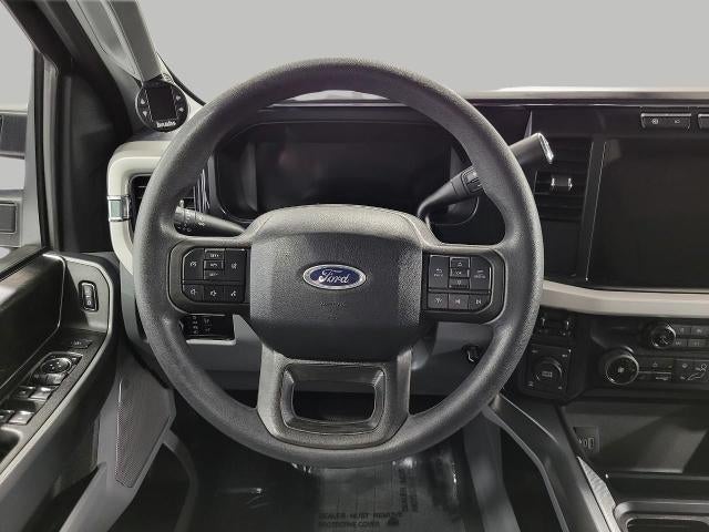 2023 Ford Super Duty F-350 SRW XLT 4WD Crew Cab 6.75' Box