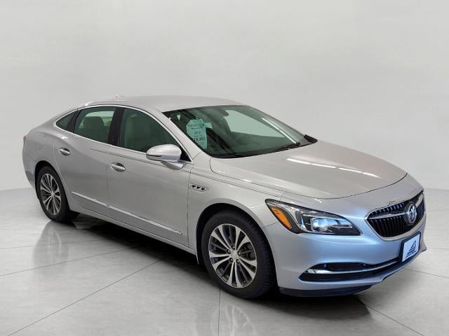 2017 Buick LaCrosse 4dr Sdn Essence FWD