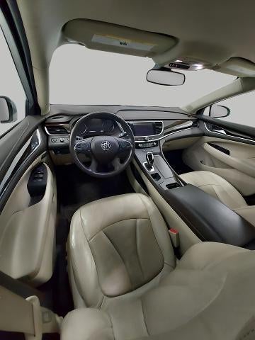 2017 Buick LaCrosse 4dr Sdn Essence FWD