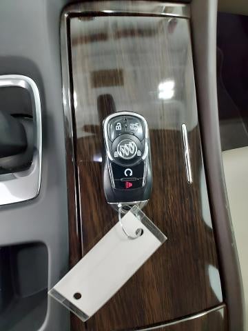 2017 Buick LaCrosse 4dr Sdn Essence FWD