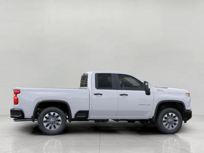 2026 Chevrolet Silverado 2500 HD 4WD Double Cab 149 Custom