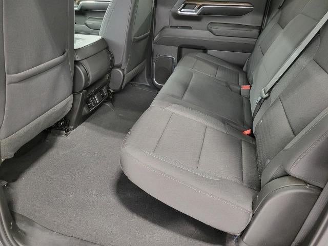 2023 Chevrolet Silverado 1500 4WD Crew Cab 147 LT w/2FL