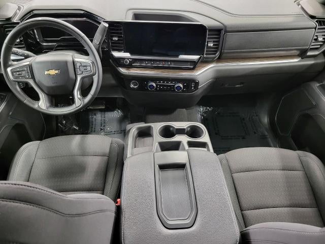 2023 Chevrolet Silverado 1500 4WD Crew Cab 147 LT w/2FL