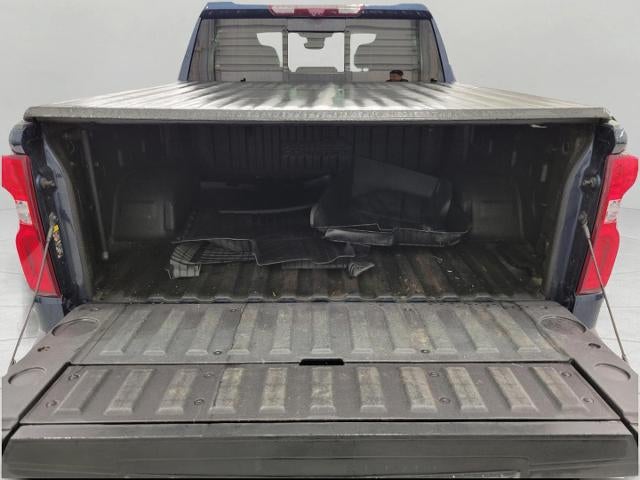 2022 Chevrolet Silverado 1500 4WD Crew Cab 147 High Country