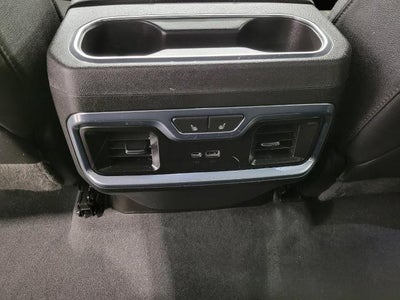 2022 Chevrolet Silverado 1500 4WD Crew Cab 147 High Country