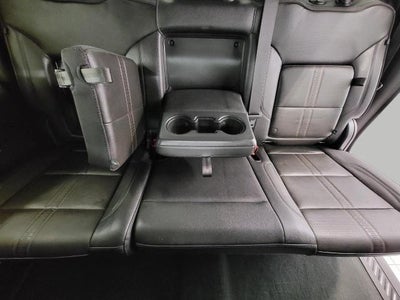 2022 Chevrolet Silverado 1500 4WD Crew Cab 147 High Country