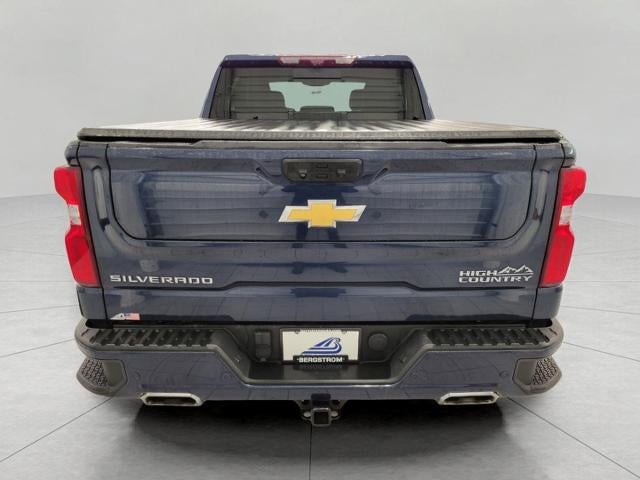 2022 Chevrolet Silverado 1500 4WD Crew Cab 147 High Country
