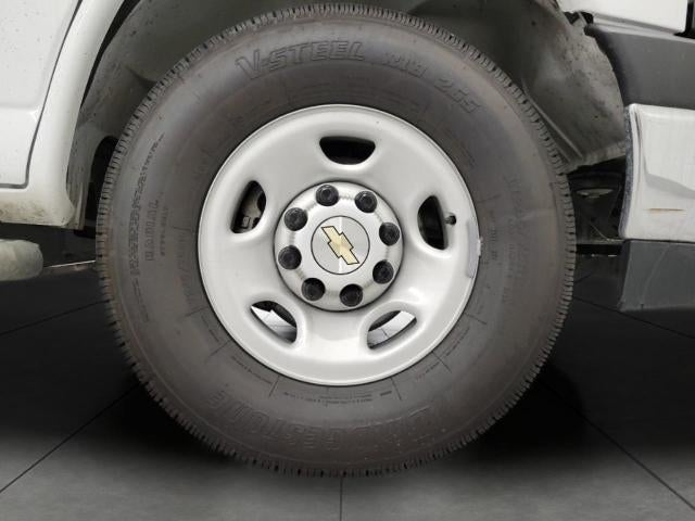 2024 Chevrolet Express Cargo 2500 RWD 2500 135