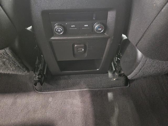 2023 Chevrolet Traverse AWD 4dr LT Cloth w/1LT