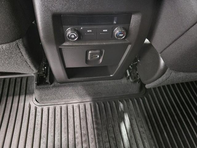 2023 Chevrolet Traverse AWD 4dr LT Cloth w/1LT