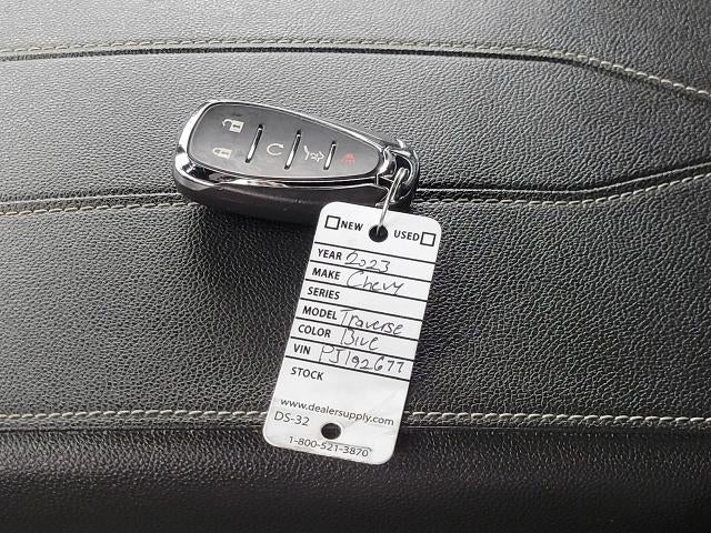 2023 Chevrolet Traverse AWD 4dr LT Leather