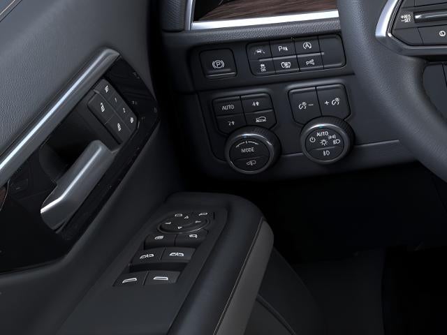 2025 Chevrolet Suburban 4WD 4dr Premier