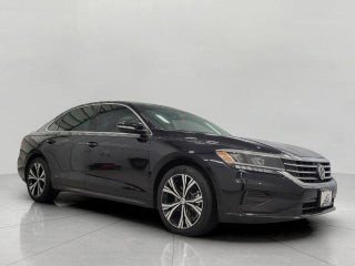 2022 Volkswagen Passat 2.0T SE Auto