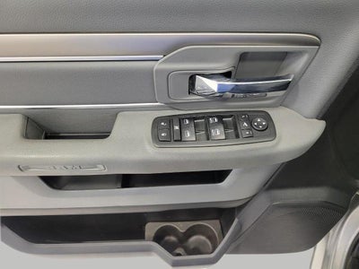 2018 RAM 1500 Big Horn 4x4 Crew Cab 5'7 Box