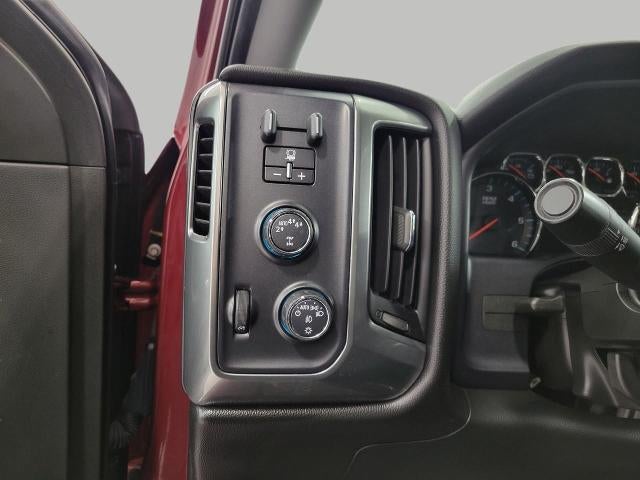 2017 Chevrolet Silverado 1500 4WD Crew Cab 143.5 LT w/1LT