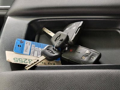 2017 Chevrolet Silverado 1500 4WD Crew Cab 143.5 LT w/1LT