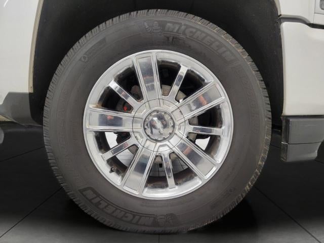 2018 Chevrolet Silverado 1500 4WD Crew Cab 143.5 High Country