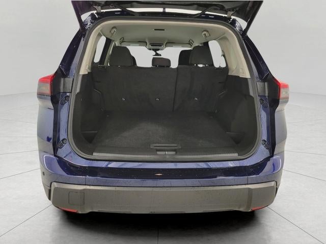 2025 Nissan Rogue AWD SV