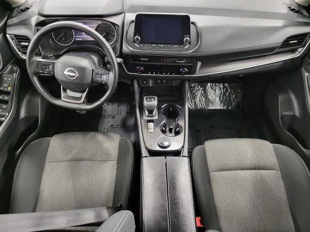 2025 Nissan Rogue AWD SV