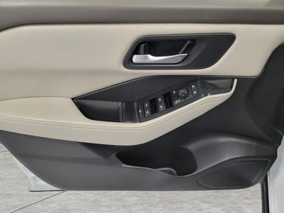 2025 Nissan Rogue AWD SV