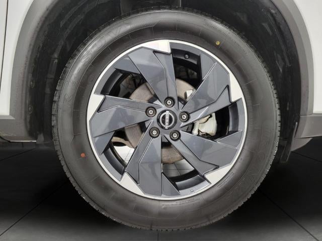 2025 Nissan Rogue AWD SV