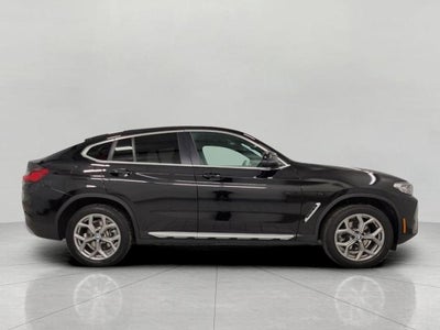 2025 BMW X4 xDrive30i