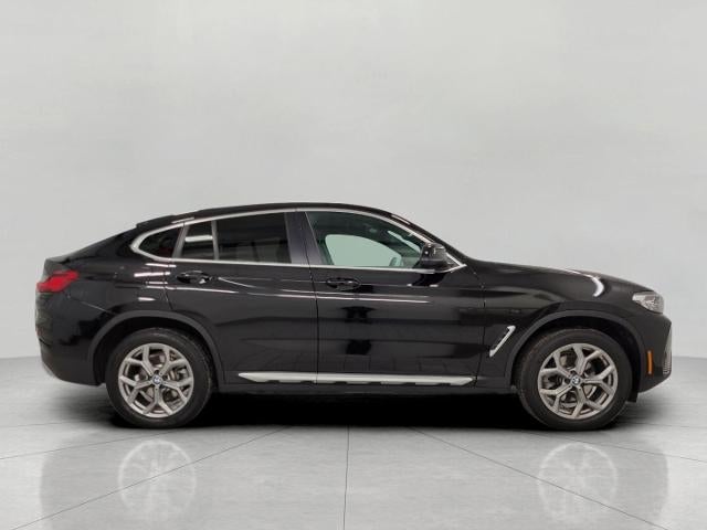 2025 BMW X4 xDrive30i