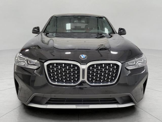 2025 BMW X4 xDrive30i