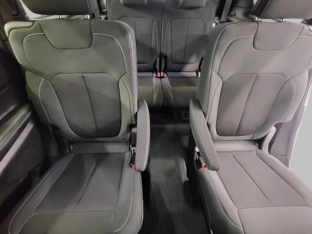 2024 Jeep Grand Cherokee L Laredo X 4x4