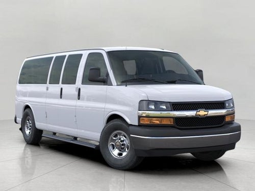 2026 Chevrolet Express Passenger 1LT