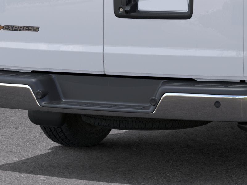 2026 Chevrolet Express Passenger 1LT