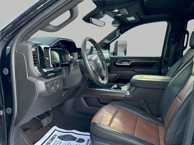 2025 Chevrolet Silverado 3500 HD High Country