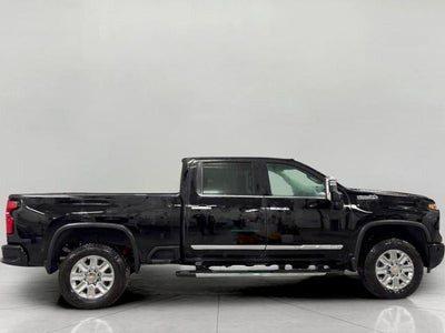 2025 Chevrolet Silverado 3500 HD High Country