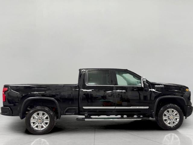 2025 Chevrolet Silverado 3500 HD High Country