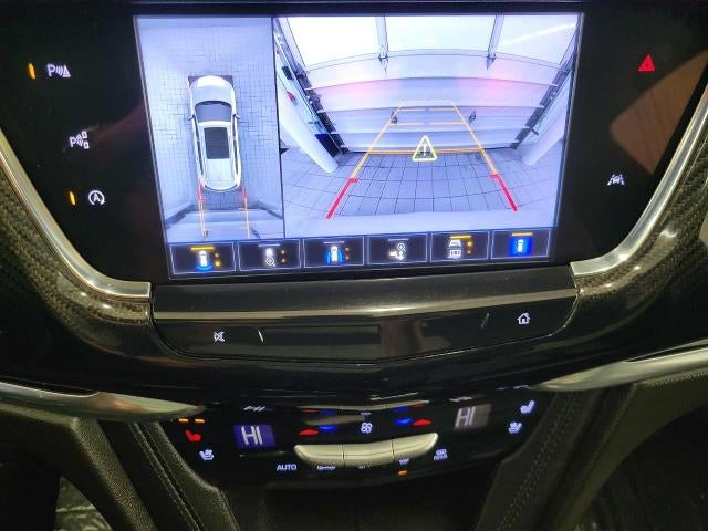 2022 Cadillac XT6 Sport