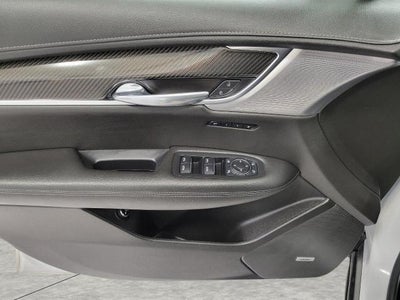 2022 Cadillac XT6 Sport