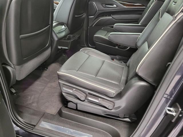 2024 Cadillac Escalade ESV Premium Luxury