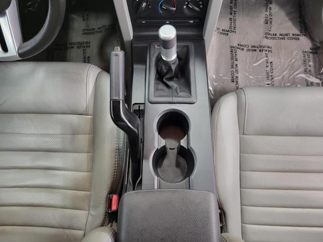 2006 Ford Mustang GT Deluxe