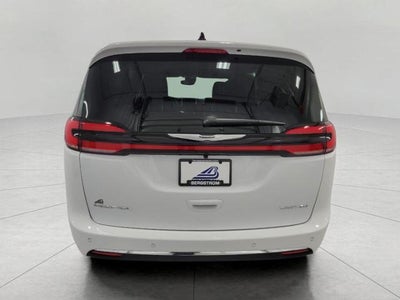 2026 Chrysler Pacifica Limited