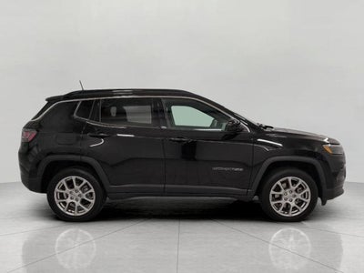 2023 Jeep Compass Latitude Lux FWD
