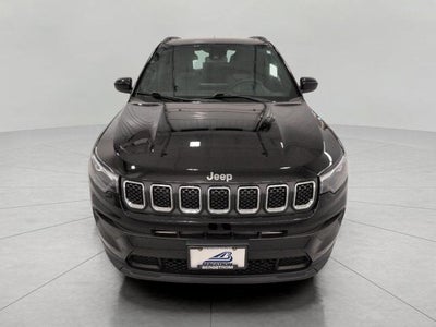 2023 Jeep Compass Latitude Lux FWD