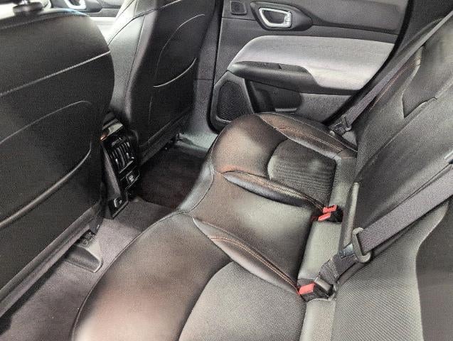 2023 Jeep Compass Latitude Lux FWD