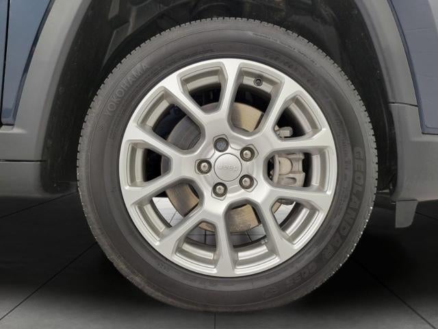 2024 Jeep Compass Latitude Lux FWD